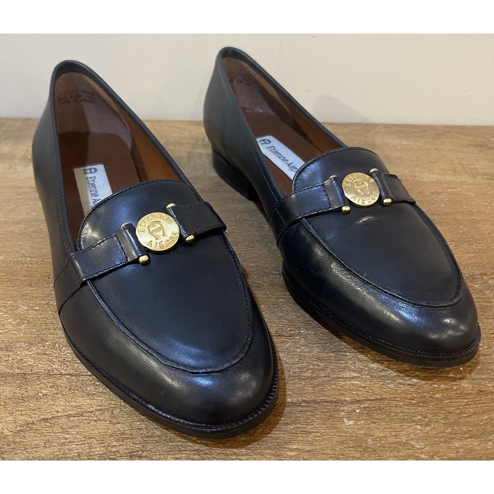 VTG Etienne Aigner Bridgeport Navy Blue Leather Loafers Gold Logo Hardware 7M